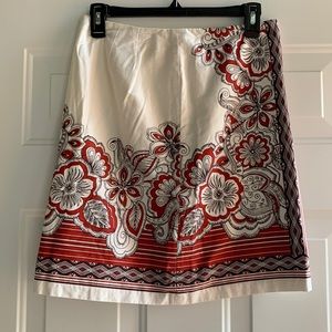 3/$15 LOFT 💯% cotton size 2 petite ivory and red skirt